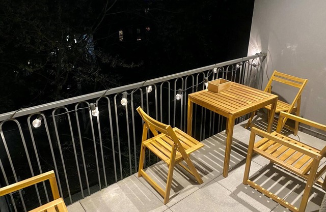 Large Studio with Private Terrace near Prospect Park