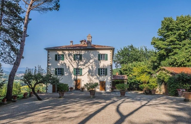 Gran villa de vacaciones en la Toscana con piscina privada, aire acondicionado, vistas y cerca de muchos pueblos con encanto cerca de Arezzo