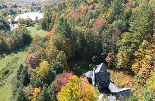 Large Vermont ski home on private scenic lot centrally located in the Mad River Valley
