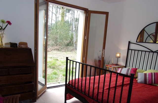 Large Villa Basque-landes, Between Lake and Ocean, Land of 2450 m² Arbolé