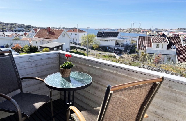 Large villa with sea view in Rönnäng | SE09078