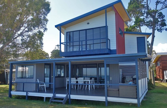 Large waterfront home with bay views to Moreton Island