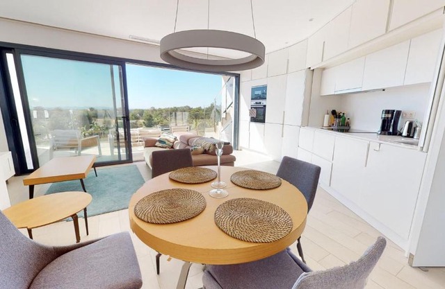 Las Colinas Golf, luxury penthouse