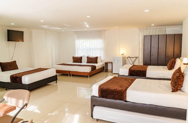 Las Rosas Boutique OFICIAL (17 BEDROOM)