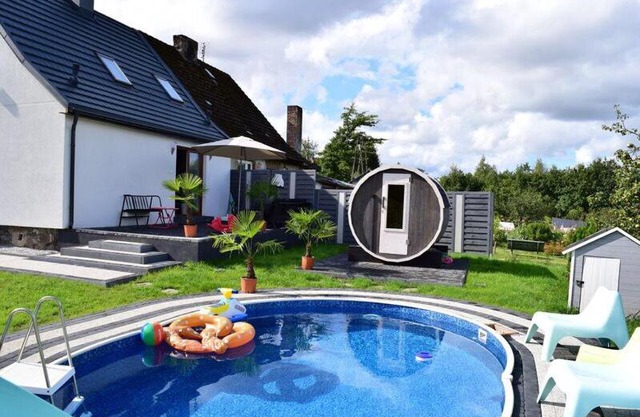 Las, woda i przygoda - dom z sauną i basenem