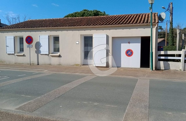 ¡Casa de vacaciones para 4 personas a 150m de la playa del Rocher en Longeville-sur-Mer!