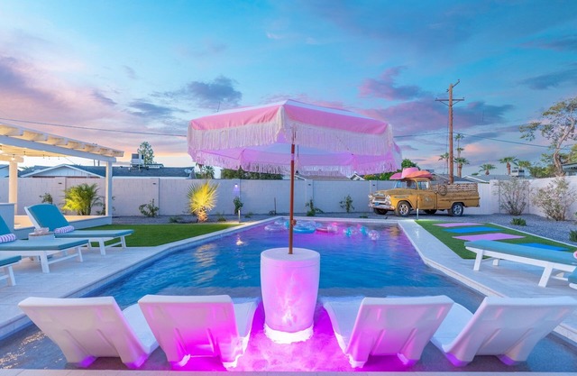 LastHoeDown@OldTown~BachPad~Bash