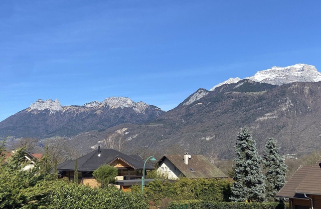 LATHUILE, maison de village 120m2, 6P