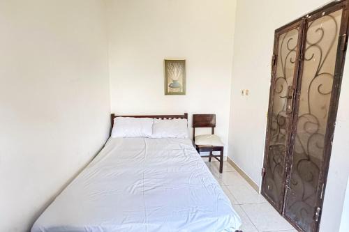Lathysha Guest House Syariah Mitra RedDoorz
