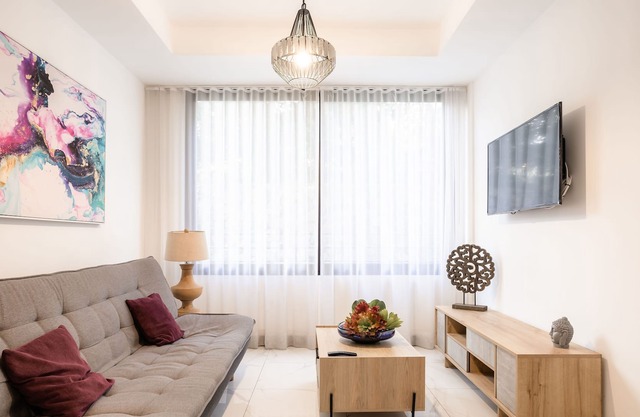 Lavender - Beautiful and cozy in the best location