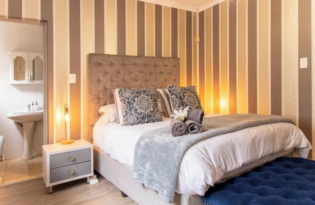 Lavender self-catering room - 2 on Lismore Guesthouse