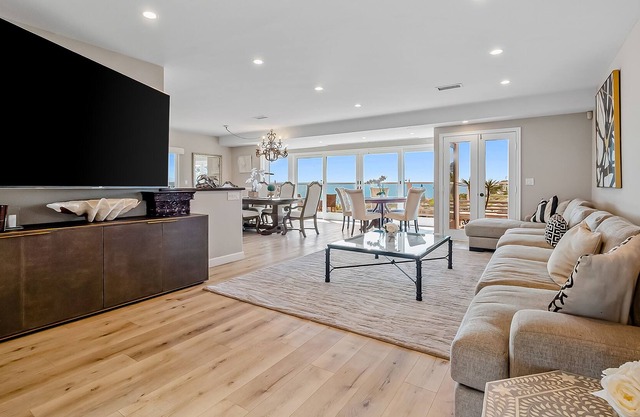 Lavish Dog-Friendly Estate- Epic Ocean Views, Private Pool, Hot Tub & Central AC