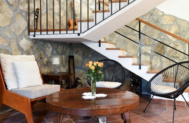Lavish Holiday Home in Podstrana With Garden