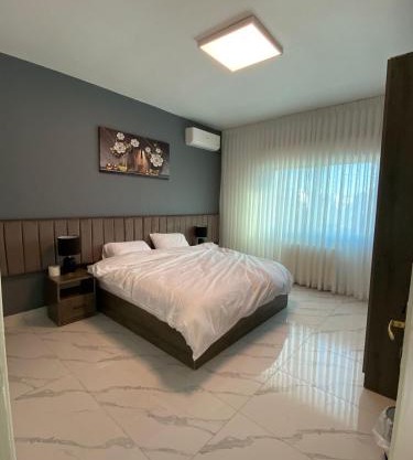 Layal's apartment