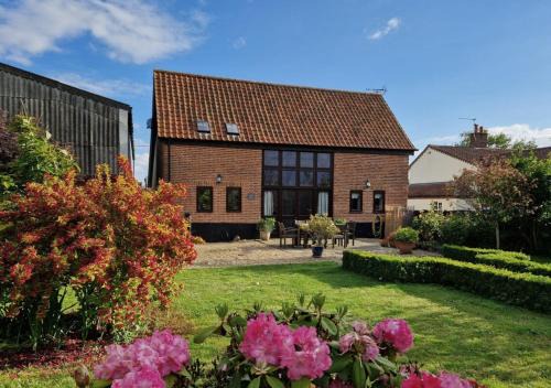 Lays Barn