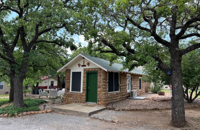 Lazy Bear Cobblestone - Pet friendly w/ pet fee