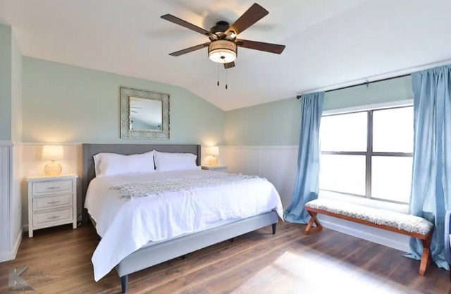Lazy Boho Resort: Roomy Lux. Home w/ Private Pool