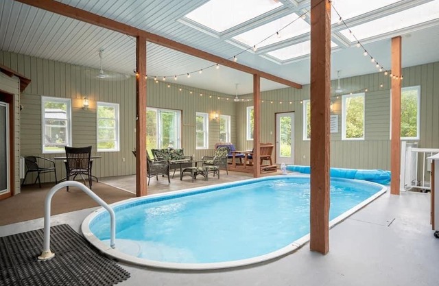 Le Barthélemy. Indoor pool