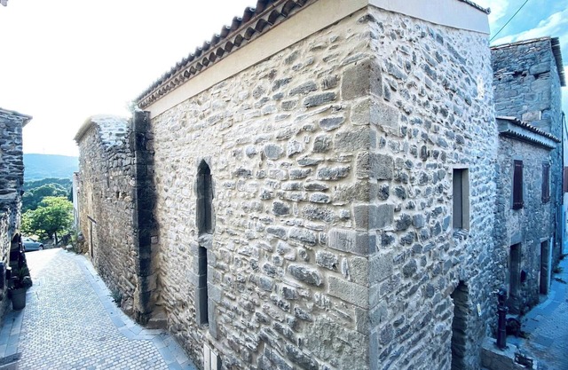 Le Bastion 15 huéspedes, 5 suites, 5 baños, aire acondicionado