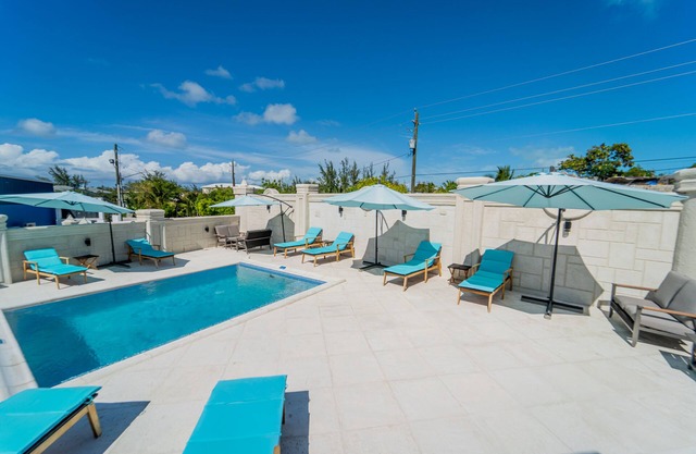 Le Bleu Bed and Breakfast