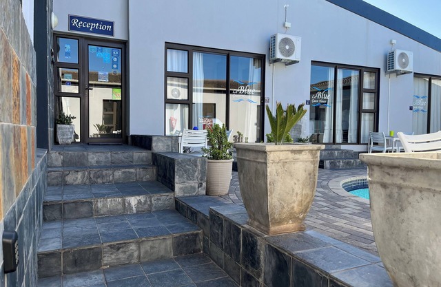 Le Blue Guesthouse