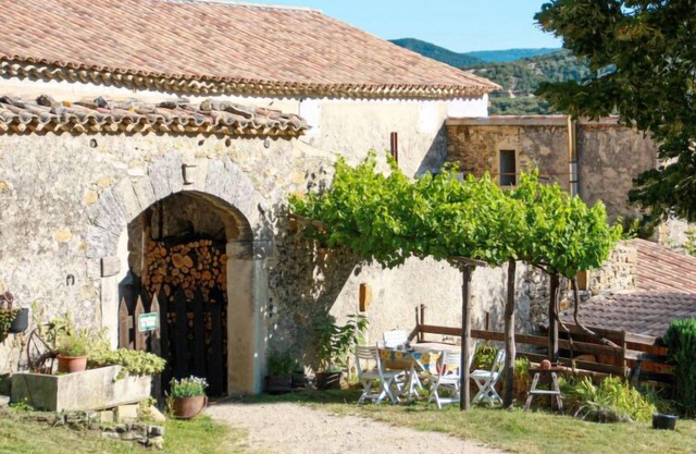 Casa de vacaciones Le Cèdre (RSB100) en Roche St Secret Béconne - 4 personas, 1 dormitorios