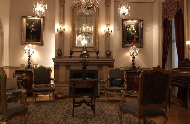 Le Château du Faubourg B&B