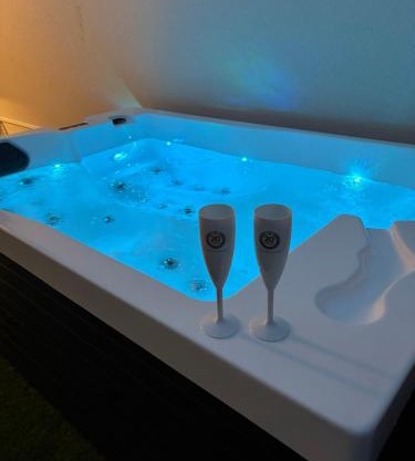Le Chêne Doré & Jacuzzi Spa privatif Amnéville site touristique