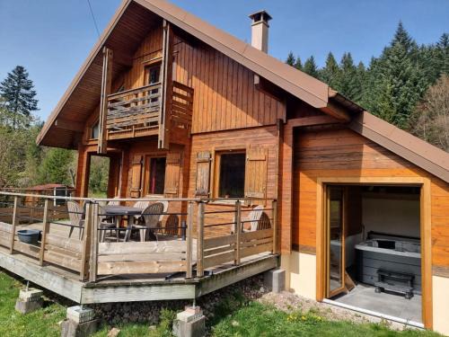 Le chalet des Broches - jacuzzi