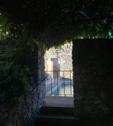 Le charme au centre du village