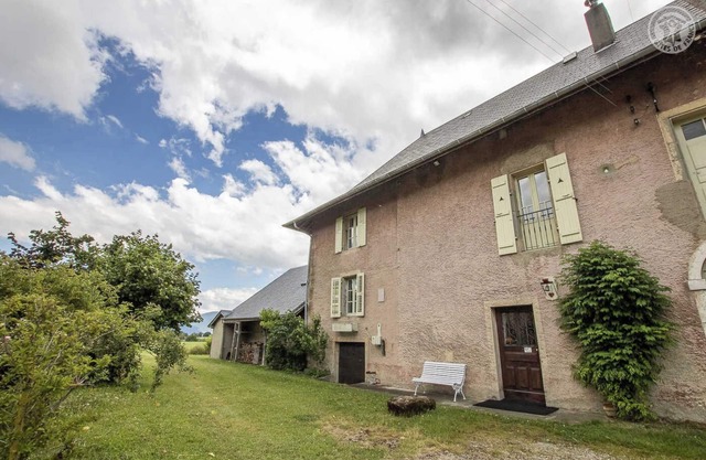 LE CHATEL - SAINT SULPICE
