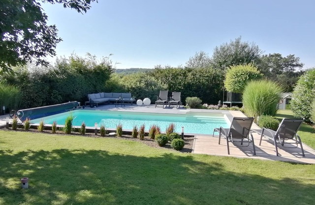 Le Clos du Montys, magnificent villa with swimming pool