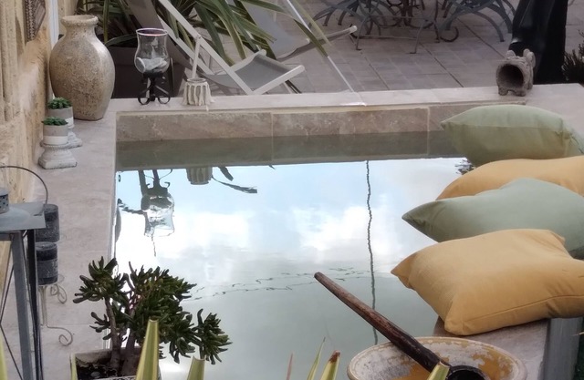 le Clos Girona Grande Maison de Charme Entre mer et Estuaire et son Bain Orientl