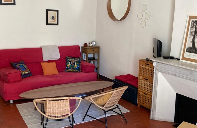 'Le Cours Julien' Bonito T2 en el animado barrio de La Plaine