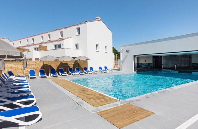 Le Domaine des Pins by Interhome