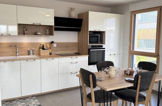 Le Doublaix - Superbe T3 neuf - Parking privé -