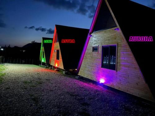 Le GaBe Canyon Eco Houses