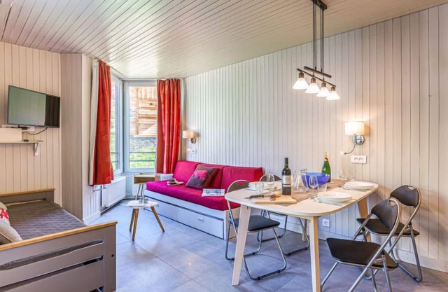 Le Grand Pré (Lavachet) by Interhome