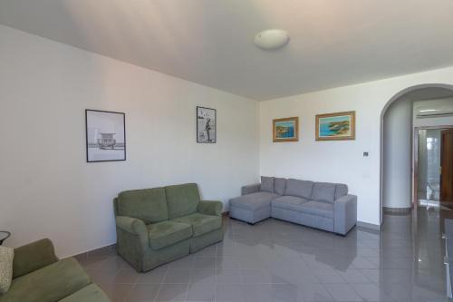 Le Grazie 2 bedroom sea view apartment