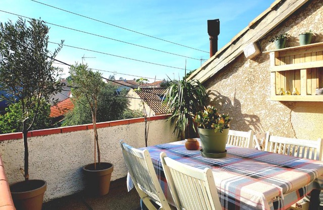 Le Grenier superbe T3 Climatisation Terrasse Wi-Fi Netflix 15 mn coeur de ville 70m2