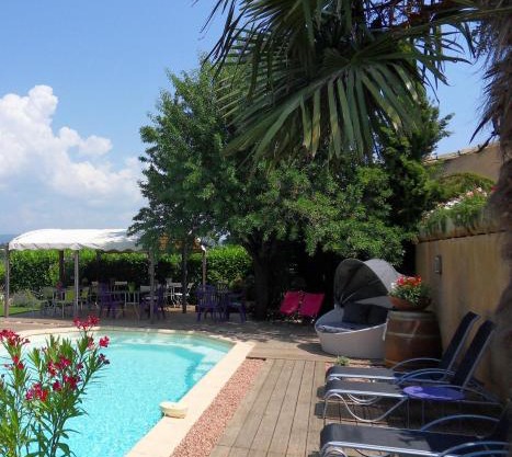 Le Jardin d'Ivana Chambres d'hôtes B&B avec Piscine chauffée