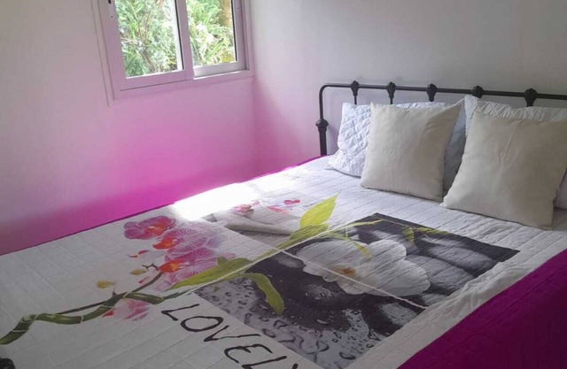 Le Jardin Secret - Maison Ecolo Dans un Verger