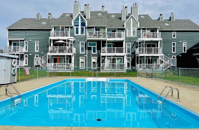 Le Loft du Loch - Condo près du lac et des montagnes!