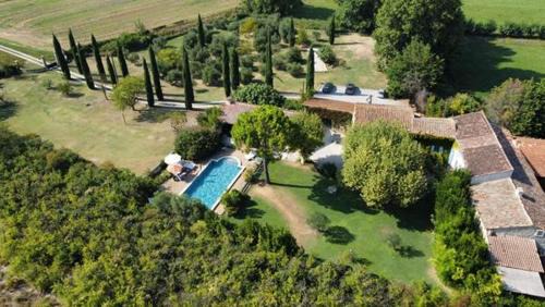 Le Mas des Perrines Maison d’Hôtes