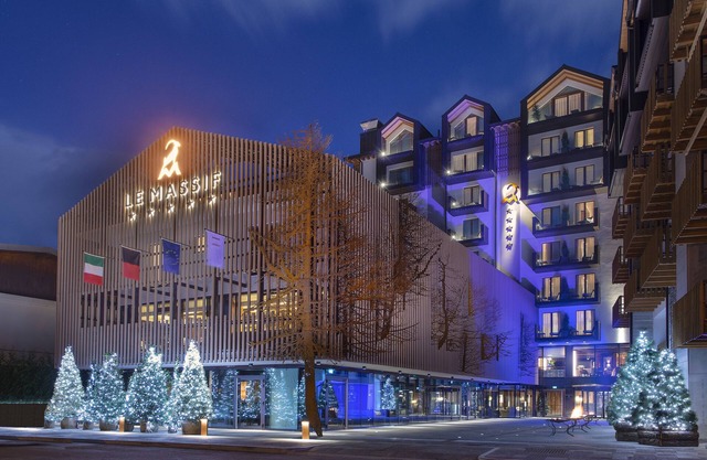 Le Massif Hotel & Lodge Courmayeur The Leading Hotels of the World