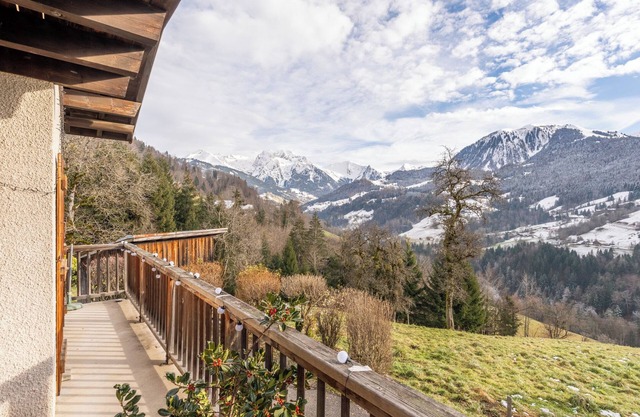 Le Mazot du Genévrier: Your haven of peace 15 minutes from the slopes!