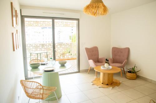 Le Nid de Du Chic - Climatisation et terrasse