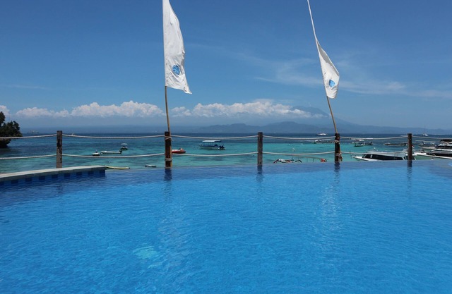 Le Nusa Beach Club