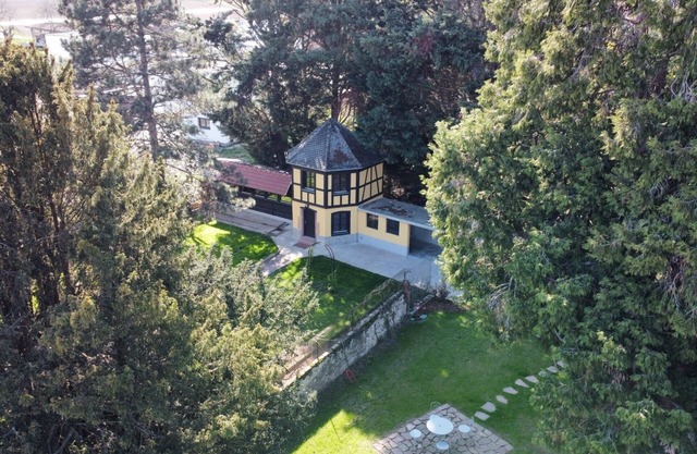 Le Parc du Séquoia : stay in a former apiary