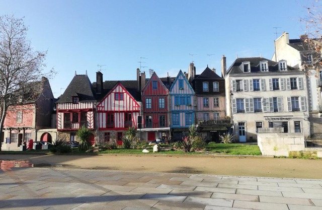 Le port, plein ciel, soleil et calme, 4/6 pers